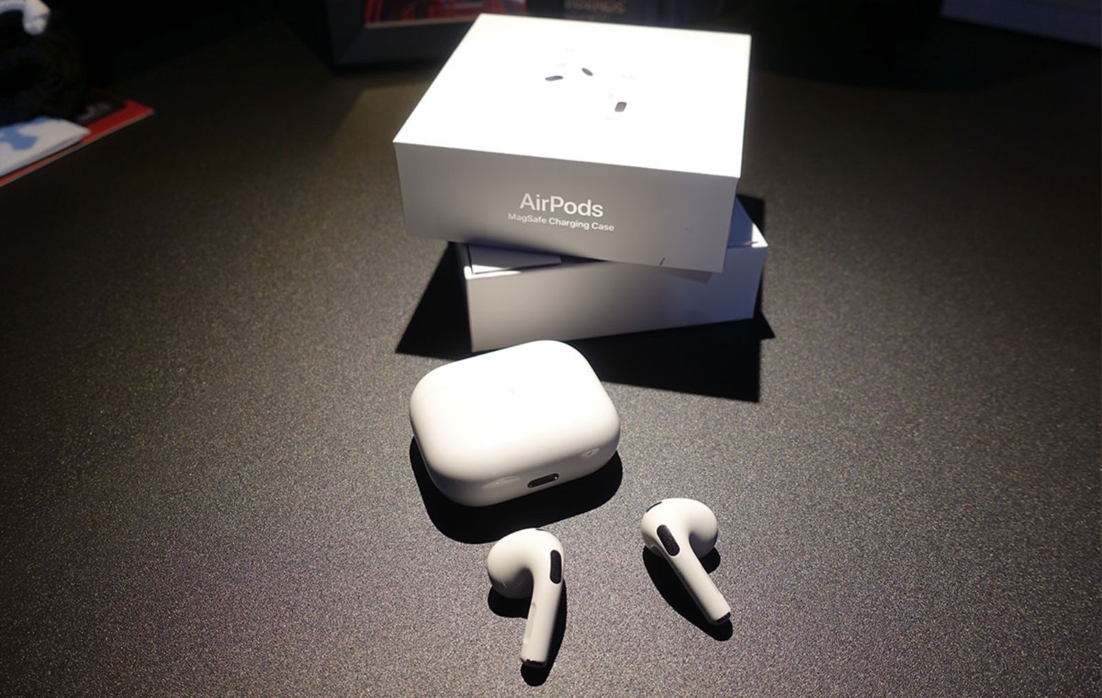 Hình ảnh cho danh mục Đánh giá Airpods 3: sau 2 năm ra mắt còn đáng sở hữu?