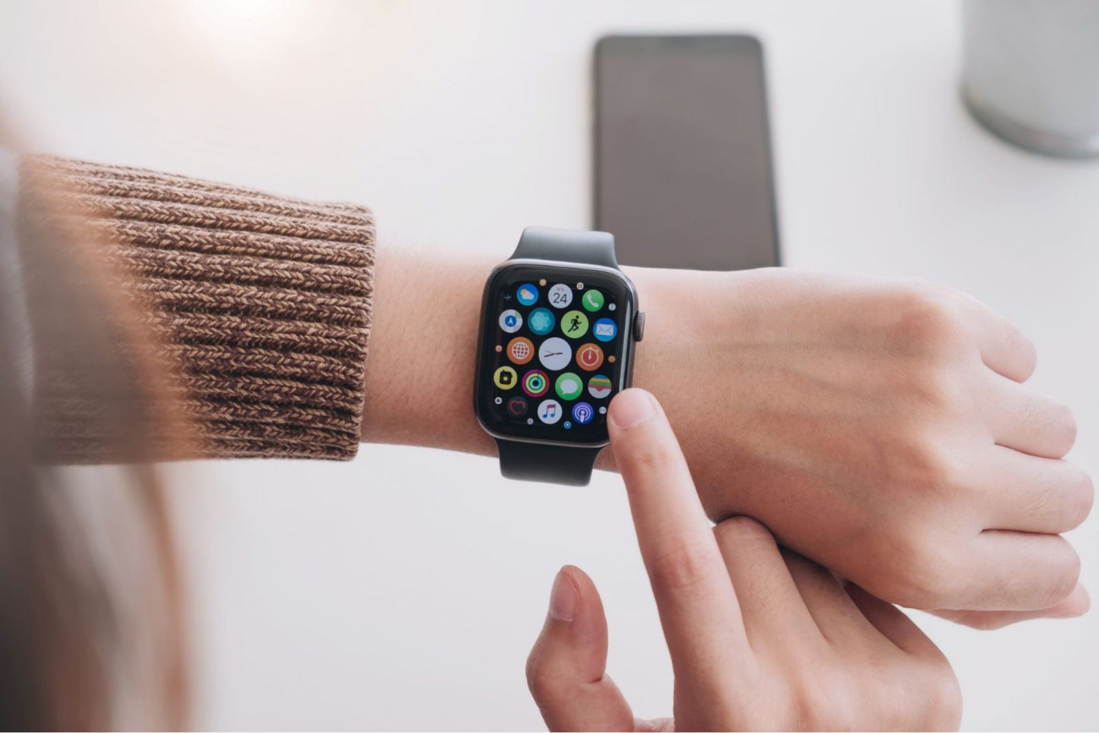 Hình ảnh cho danh mục Tư vấn phiên bản Apple Watch Series 8 cho nữ đẹp và phù hợp