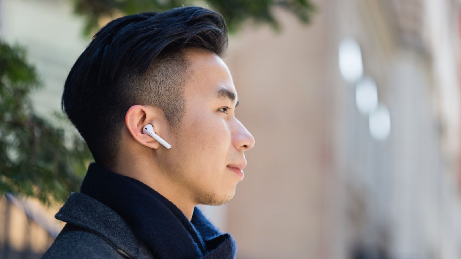 Hình ảnh cho danh mục Tai nghe true wireless là gì? Tai nghe true wireless có những chức năng gì?
