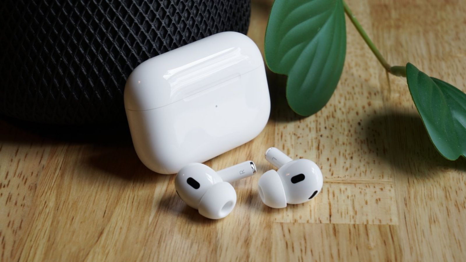 Hình ảnh cho danh mục Những lưu ý mà bạn cần biết trước khi mua tai nghe true wireless