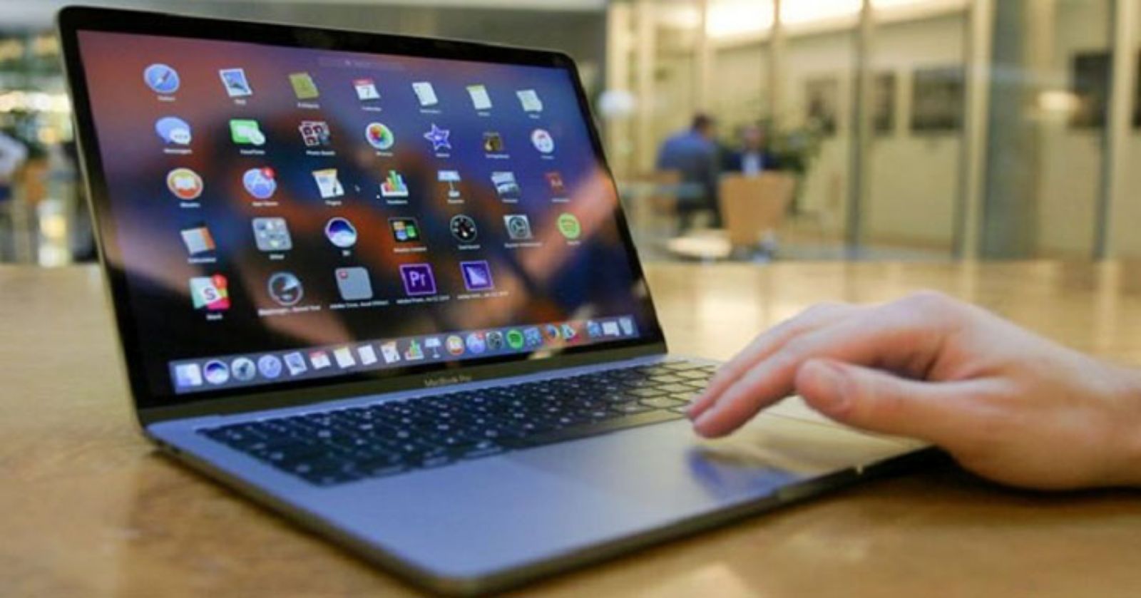Hình ảnh cho danh mục MacBook nóng - không sao - mổ xẻ về tản nhiệt của máy