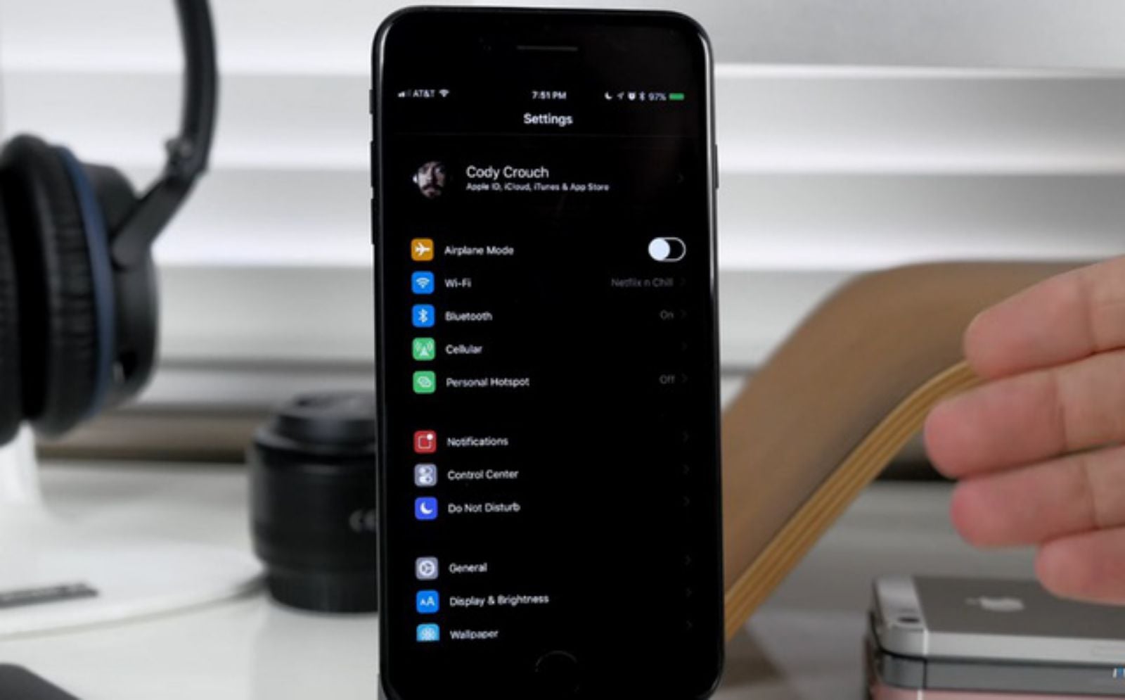 Hình ảnh cho danh mục Mẹo tiết kiệm pin iPhone X và gấp đôi thời gian sử dụng
