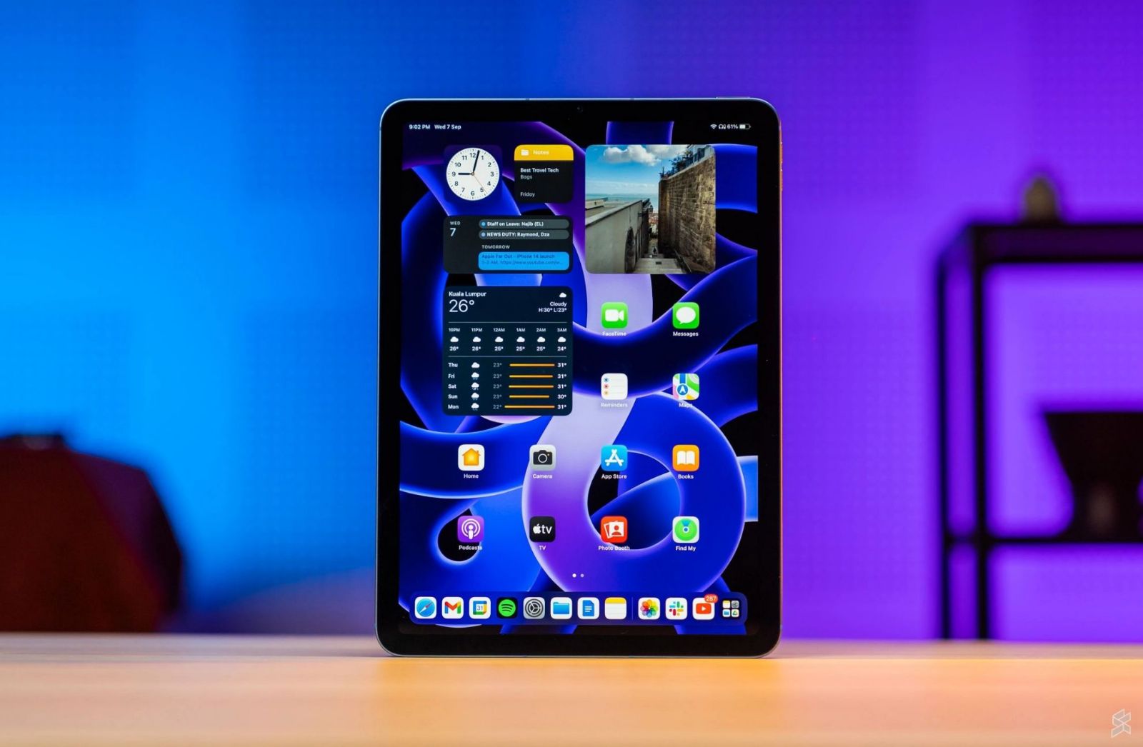 Hình ảnh cho danh mục Pin iPad Mini 2 dùng được bao lâu? Làm sao để pin iPad Mini 2 không bị chai?