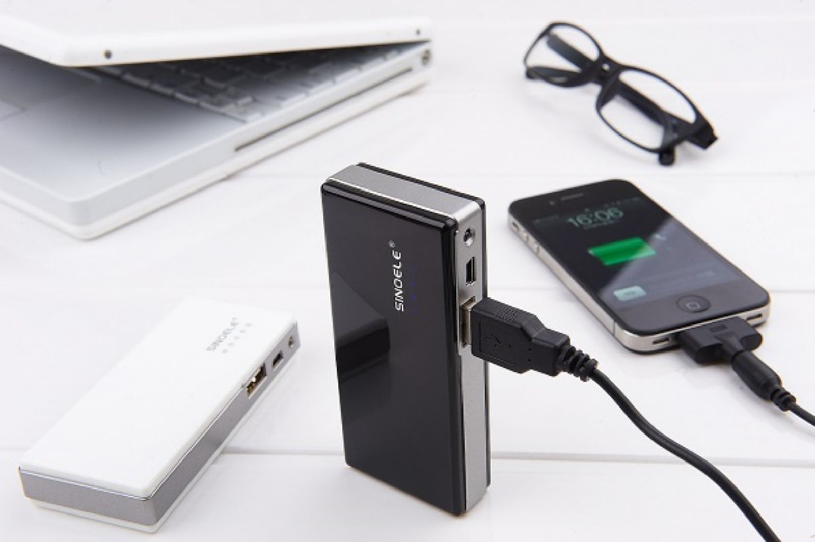Hình ảnh cho danh mục 7 sai lầm khi sạc pin iPhone 90% người không biết