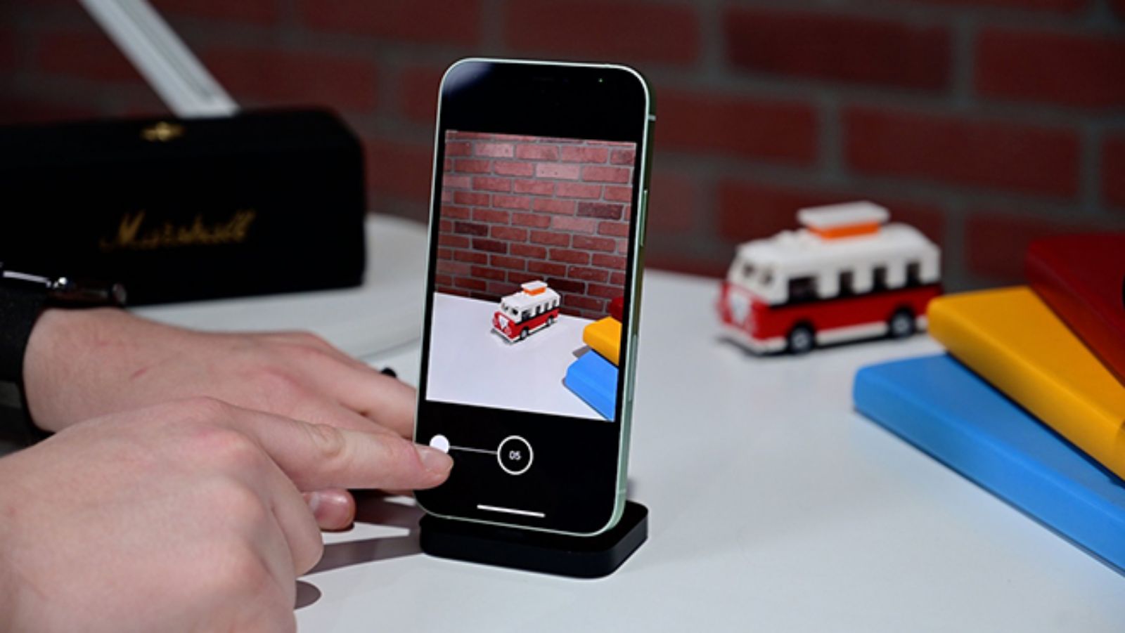 Hình ảnh cho danh mục Hướng dẫn cách chụp ảnh bằng camera iPhone 12 thật đẹp mắt