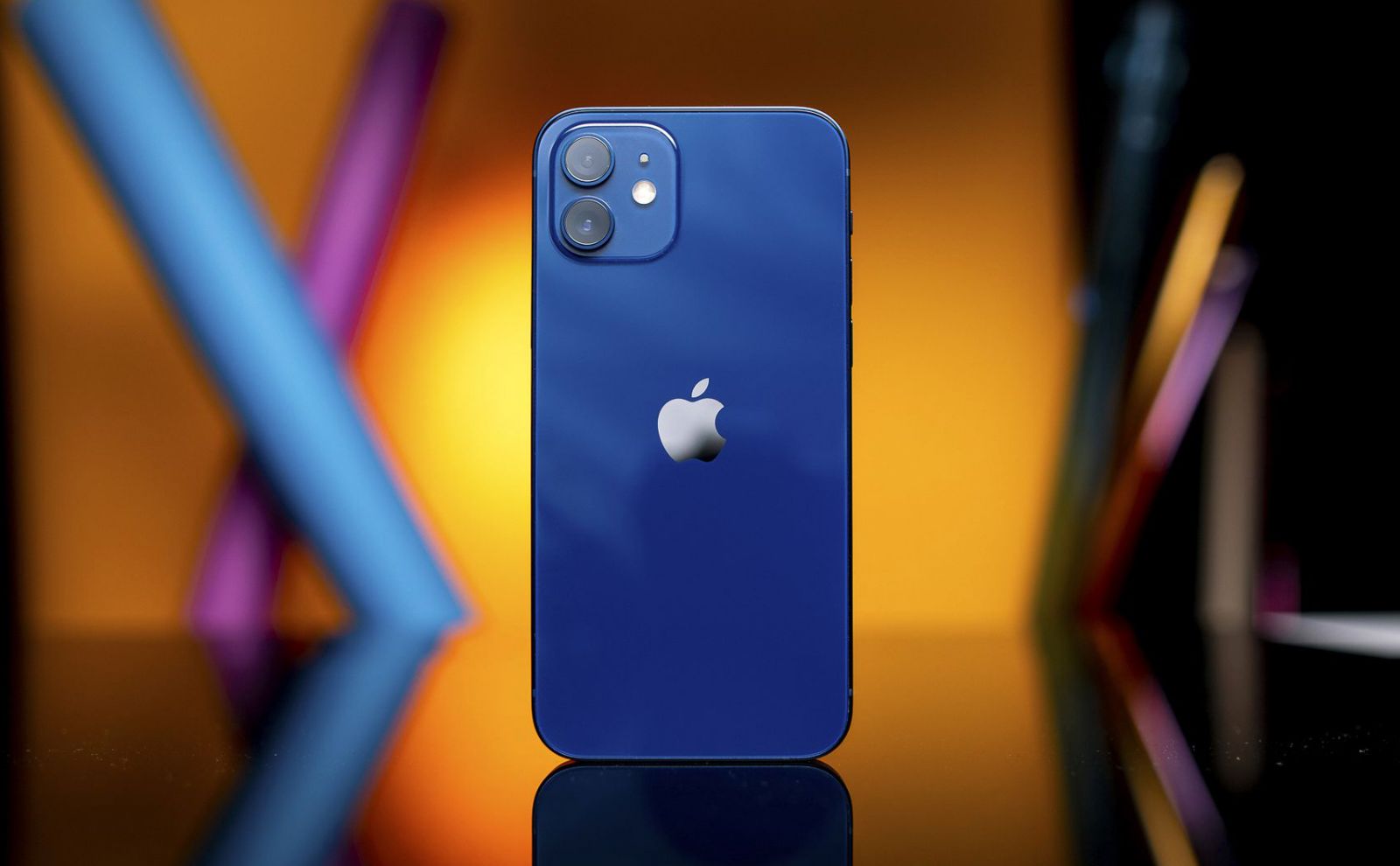Hình ảnh cho danh mục iPhone SE 2 giá bao nhiêu? Bảng giá chi tiết tại thời điểm 2020