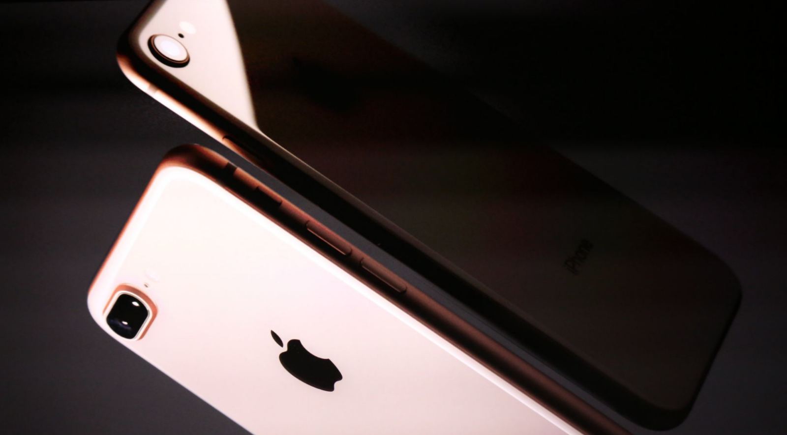 Hình ảnh cho danh mục Hướng dẫn bạn cách sử dụng tai nghe trên iPhone 7