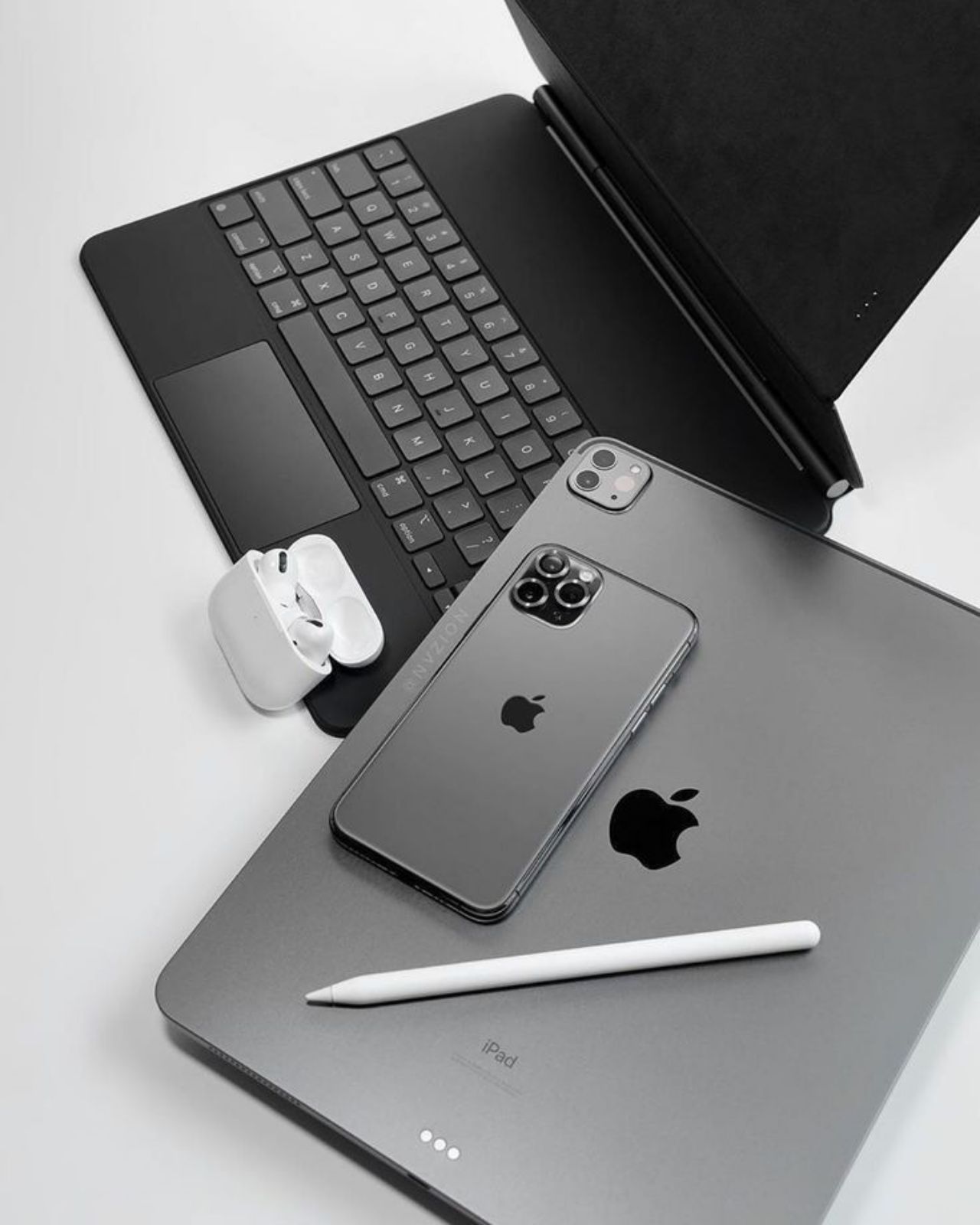 Hình ảnh cho danh mục So sánh chi tiết iPhone 11 Pro và iPhone Xs