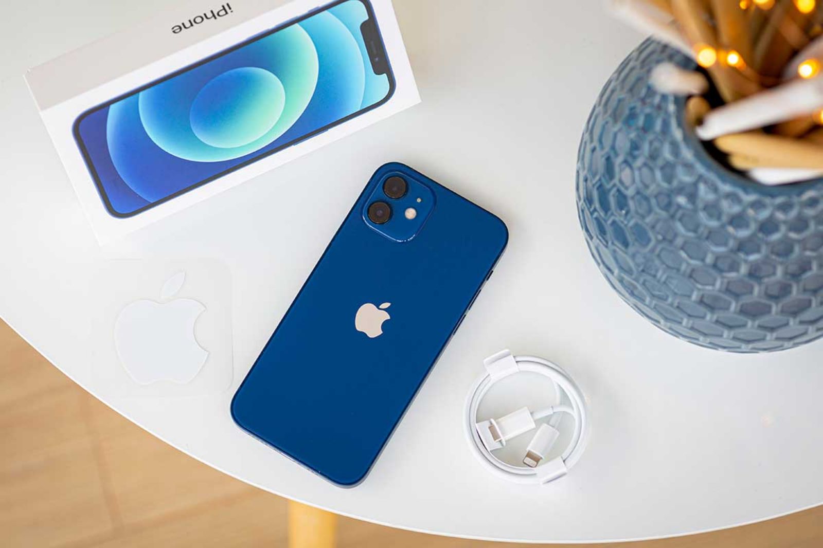 Hình ảnh cho danh mục iPhone 12 gặp lỗi mất sóng 4G hoặc 5G, nguyên nhân do đâu?