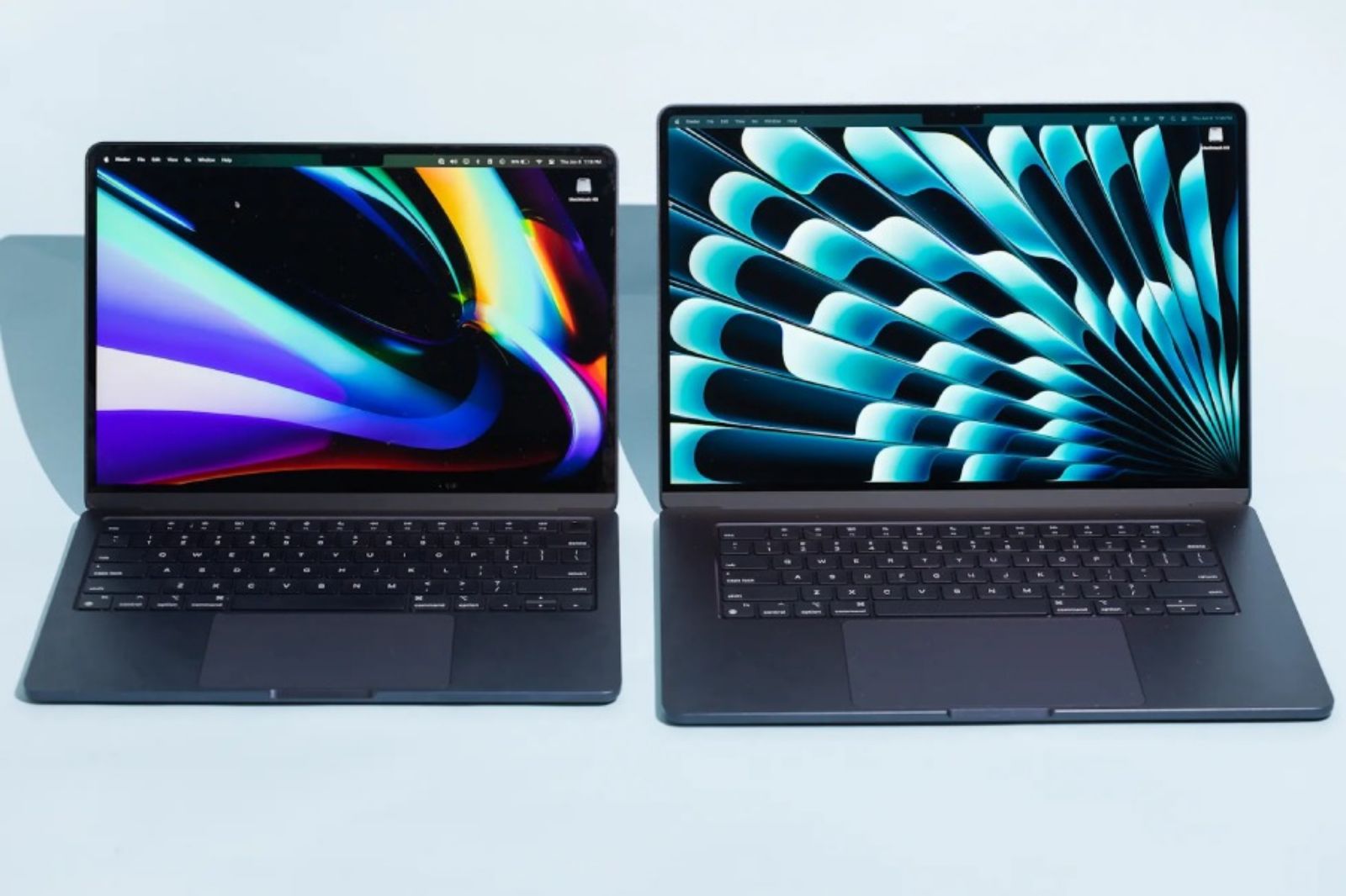 Hình ảnh cho danh mục So sánh MacBook Air M2 13 inch và 15 inch: Thêm $200 tăng 2 inch liệu có xứng đáng?