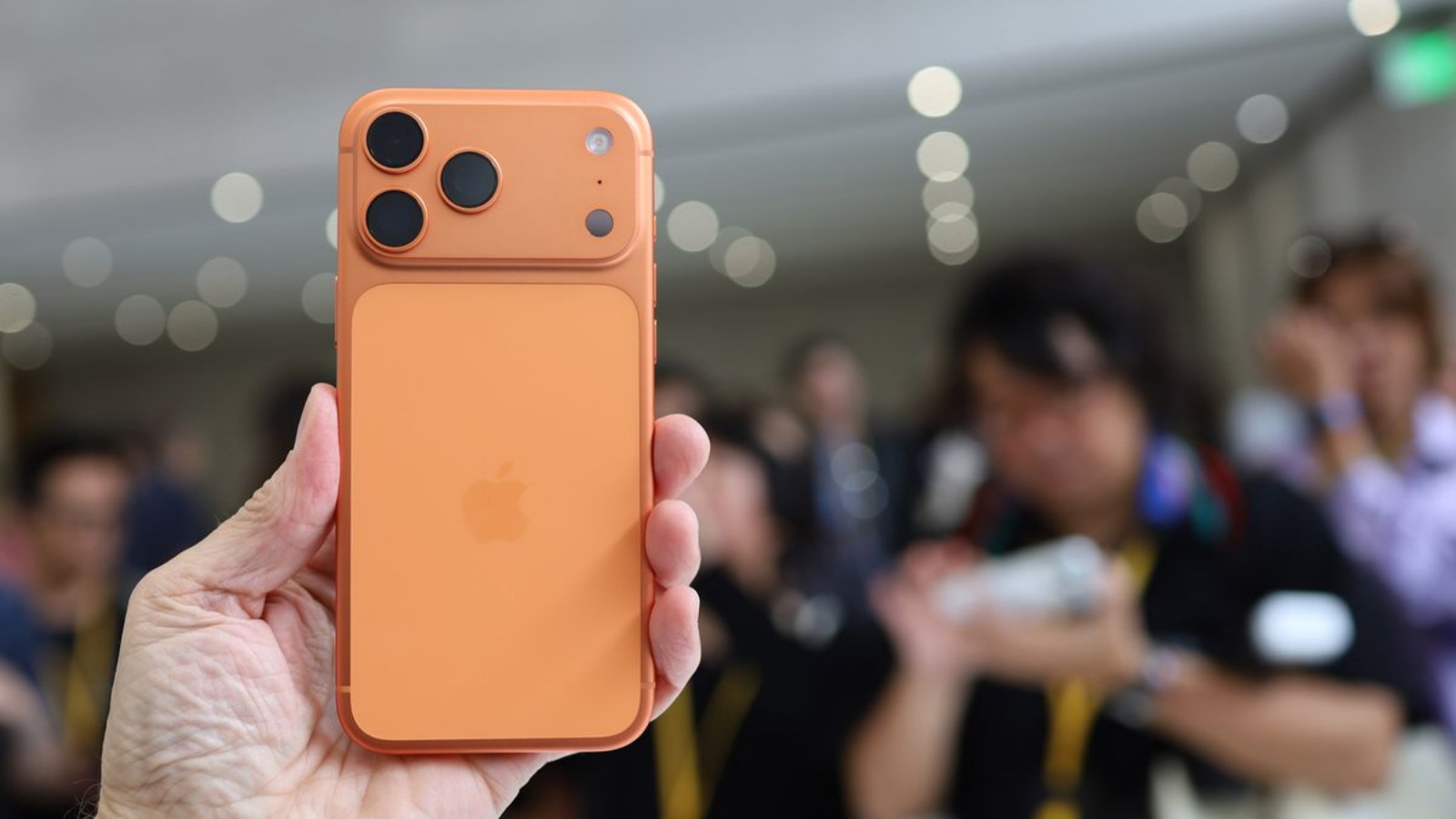 Hình ảnh cho danh mục Dung lượng pin iPhone 17 Pro Max bao nhiêu?