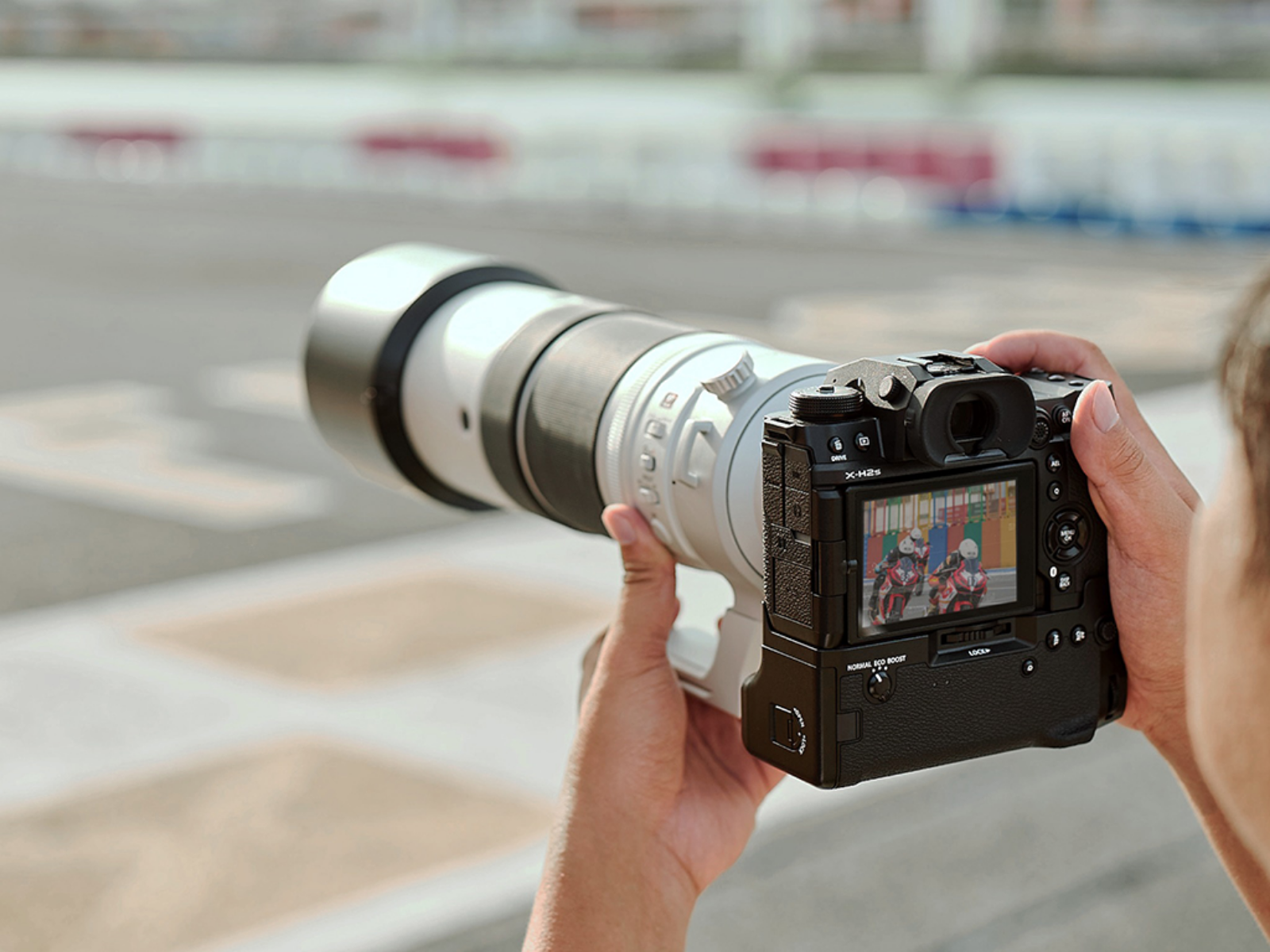 Hình ảnh cho danh mục Cách tối ưu dynamic range khi quay phim bằng máy ảnh Fujifilm X-H2S