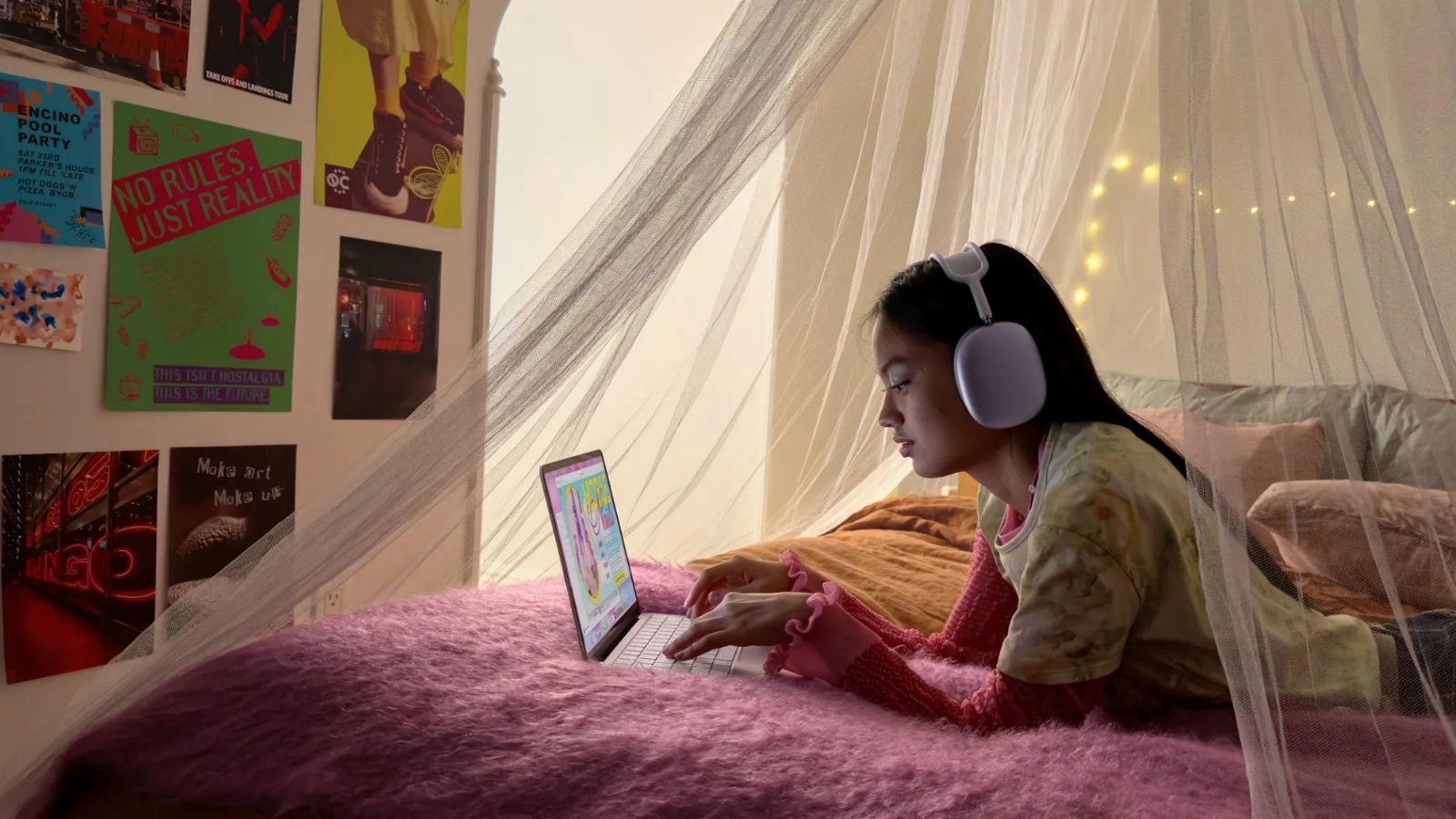 Hình ảnh cho danh mục Top 5 Laptop Mỏng Nhẹ Cho Học Sinh Sinh Viên 2026: Đánh giá từ A tới Á