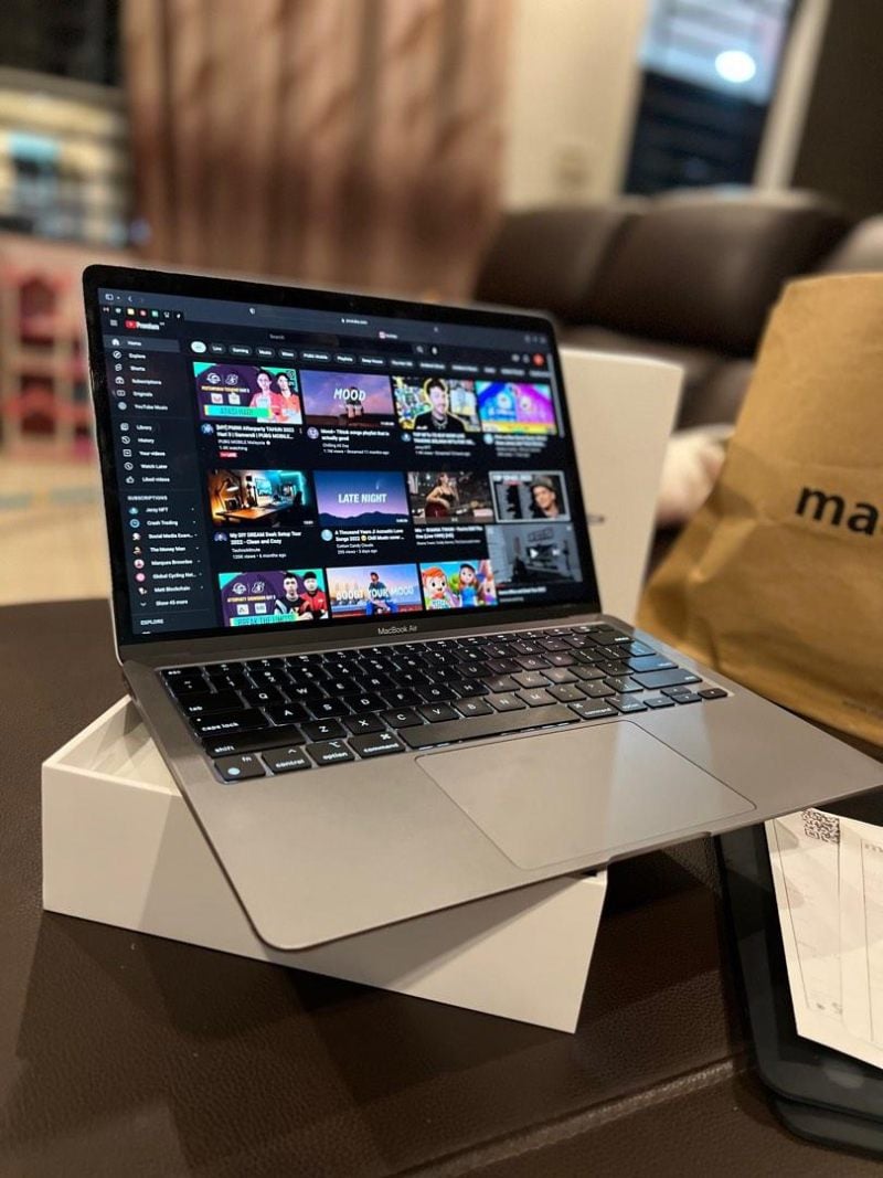 MacBook Air mang đến trải nghiệm nghe nhạc và xem phim tuyệt vời