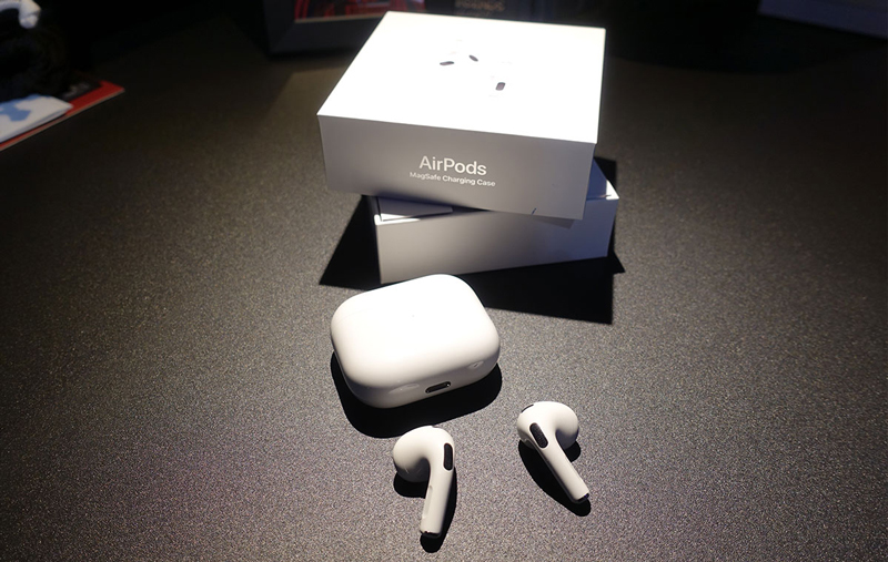 AirPods 3 MagSafe Charging Case (sạc không dây)