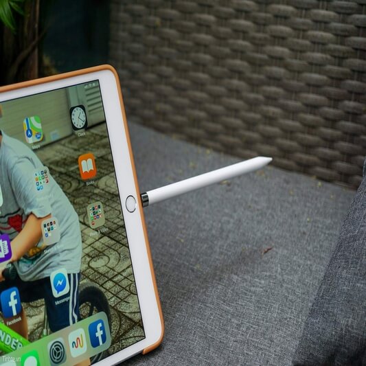 Trên tay & so sánh Apple Pencil 1 và Pencil 2: Có cải tiến, đã tốt hơn nhưng vẫn chưa hoàn hảo 1 apple pencil 1