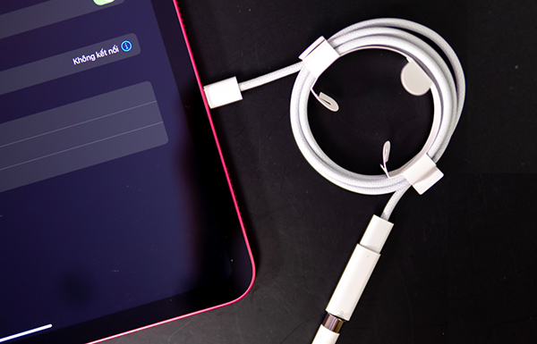 Cách Kết Nối Apple Pencil 1 Với iPad gen 10