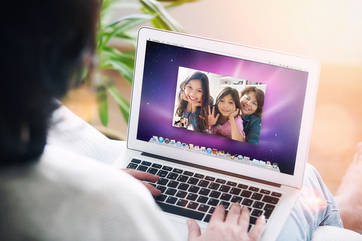 MacBook cho phép thực hiện cuộc gọi tối đa là 32 người một lúc trong một lần gọi MacBook cho phép thực hiện cuộc gọi tối đa là 32 người một lúc trong một lần gọi