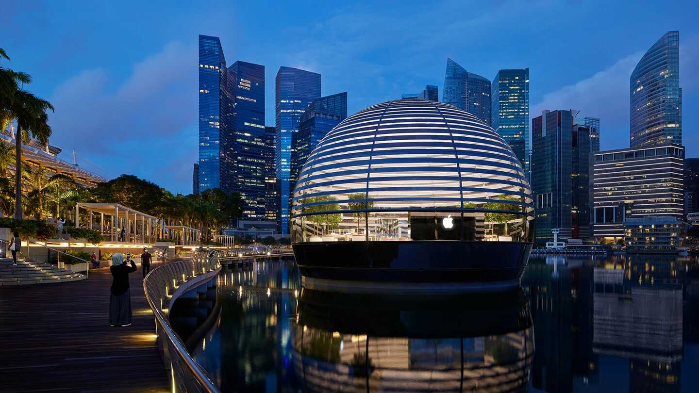 Giá iPhone 15 Pro Max tại Apple Store Singapore không có quá nhiều chênh lệch với giá bản tại Việt Nam