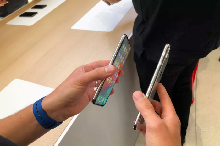 8 lý do khiến iPhone XR đáng lựa chọn ở thời điểm hiện tại 7 iphone-xr-khung-nhom