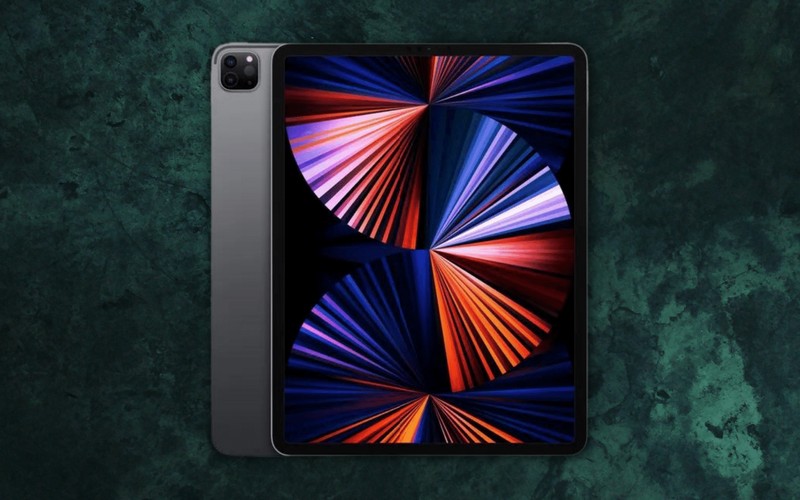 Màn hình hiển thị sắc nét nhờ tấm nền Liquid Retina LCD và dải màu P3