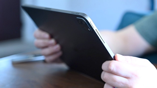 Nguyên nhân khiến iPad Pro M2 mở không lên nguồn
