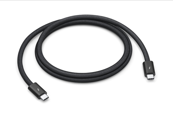 iPhone 15 series là thế hệ đầu tiên được Apple ứng dụng cổng sạc USB-C