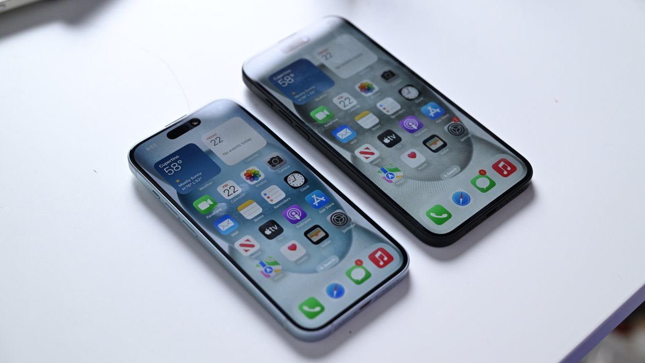 iPhone 15 thường có độ sáng tương đương bản Pro
