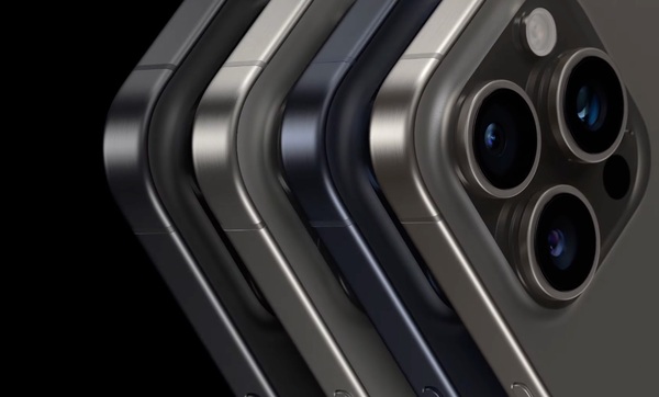 Titanium là chất liệu khung viền tối ưu nhất được lựa chọn sau khi Apple đánh giá toàn bộ cấu trúc của iPhone 15 Pro và Pro Max