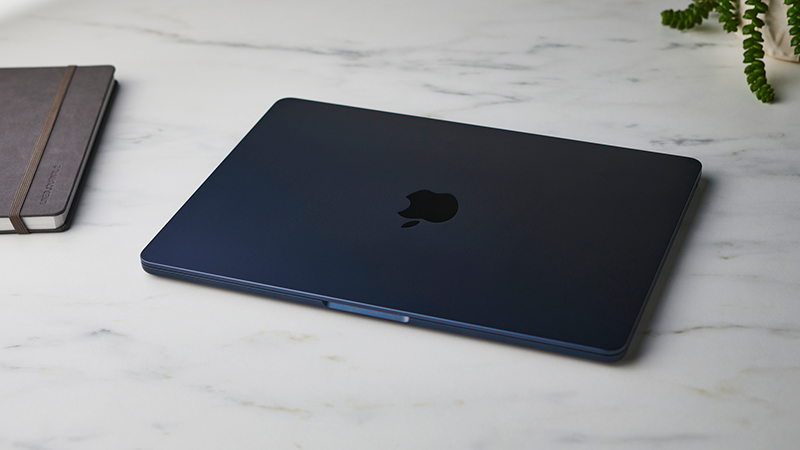 Cận cảnh MacBook Air M2 Midnight - Siêu phẩm có đẹp như lời đồn? 2 MacBook Midnight