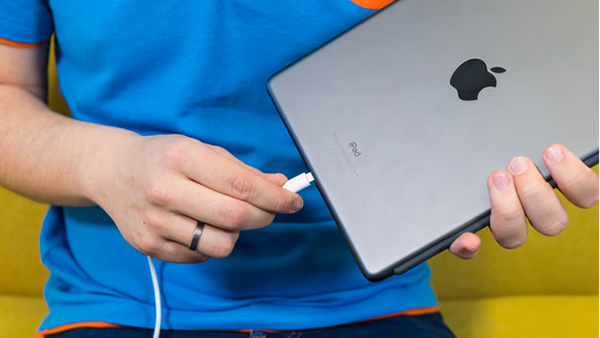 Sạc iPad đúng cách